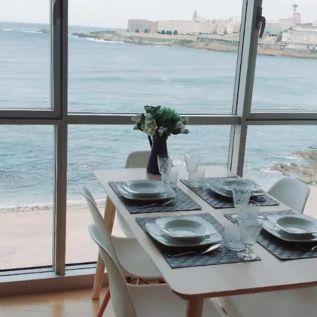 アパート Vivienda Con Increibles Vistas A La Playa De Riazor