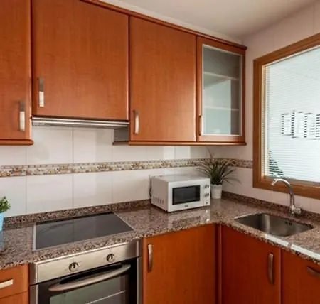 Vivienda Con Increibles Vistas A La Playa De Riazor ア・コルーニャ