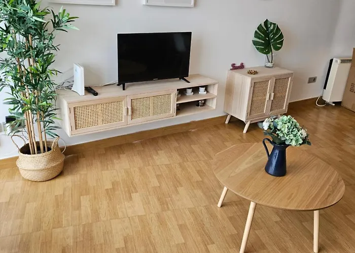 Apartament Vivienda Con Increibles Vistas A La Playa De Riazor A Coruña