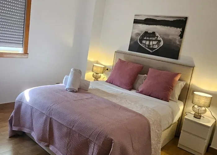 Lägenhet Vivienda Con Increibles Vistas A La Playa De Riazor A Coruña