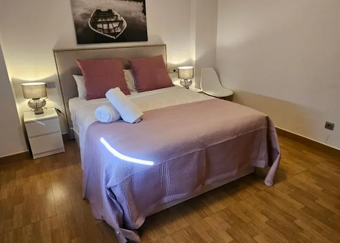 Vivienda Con Increibles Vistas A La Playa De Riazor A Coruña