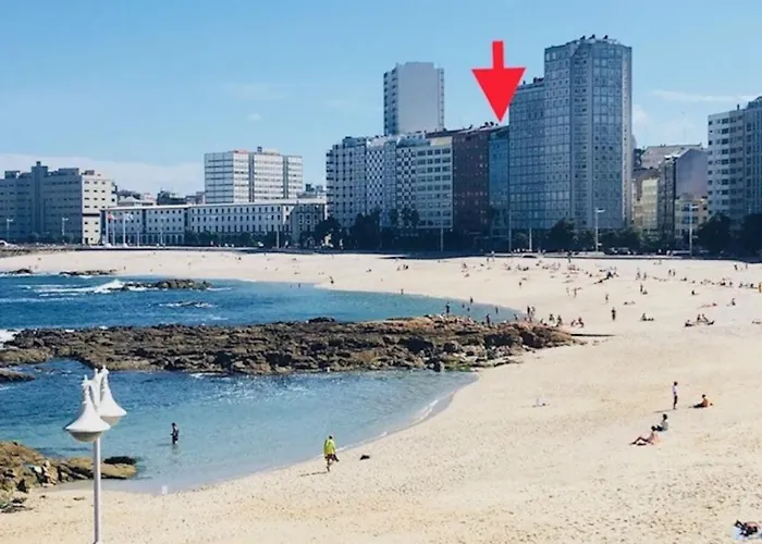 Apartament Vivienda Con Increibles Vistas A La Playa De Riazor A Coruña