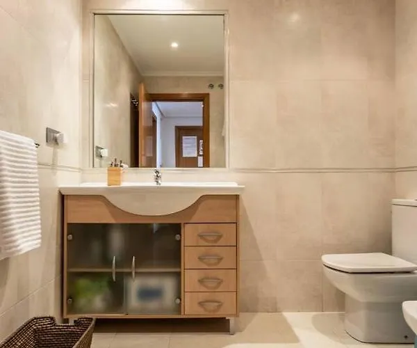 Vivienda Con Increibles Vistas A La Playa De Riazor Apartament